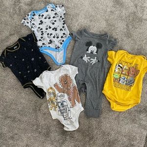 DISNEY SET 6-9 months